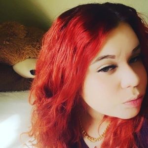 Meet your Posher, Adrianna